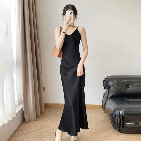 High-end private custom 45 degree diagonal cut double straps cross champagne temperament slim-fit waist fishtail acetate satin halter dress for summer - Image 7