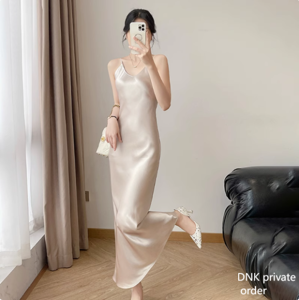 High-end private custom 45 degree diagonal cut double straps cross champagne temperament slim-fit waist fishtail acetate satin halter dress for summer